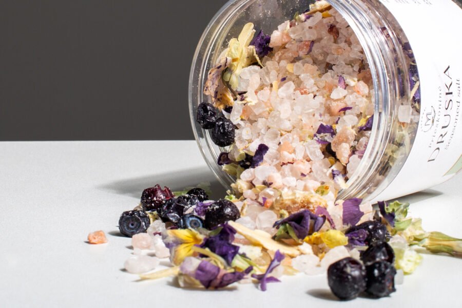 Celery salt with pansy blossom - addition Celery salt with pansy blossoms