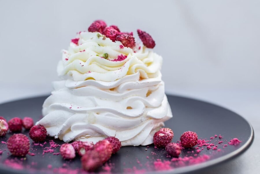 Freeze-dried wild berries