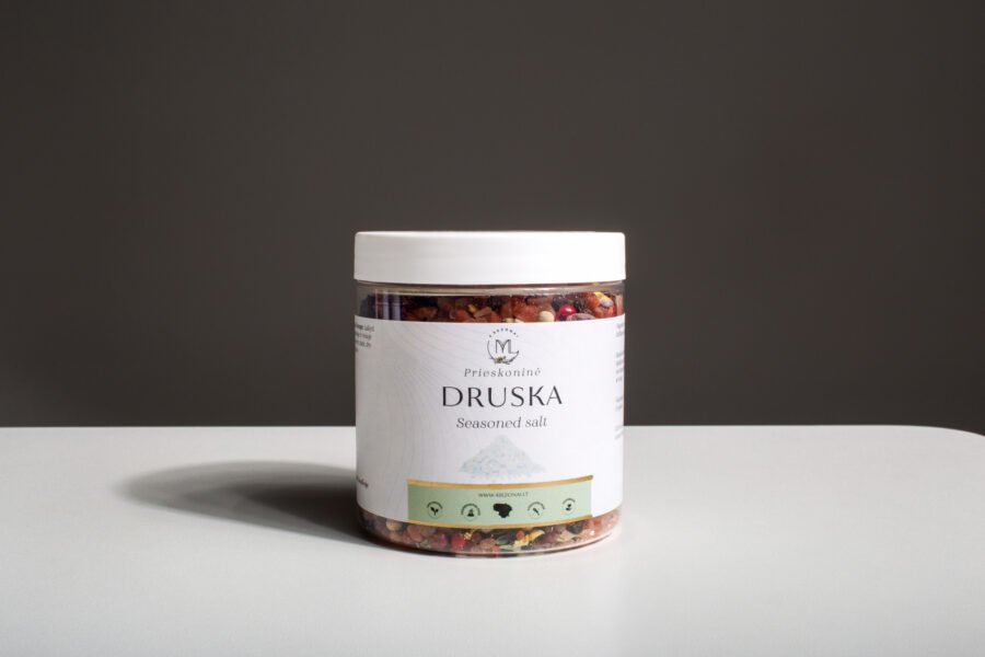 Prieskoninė druska su našlaitėmis