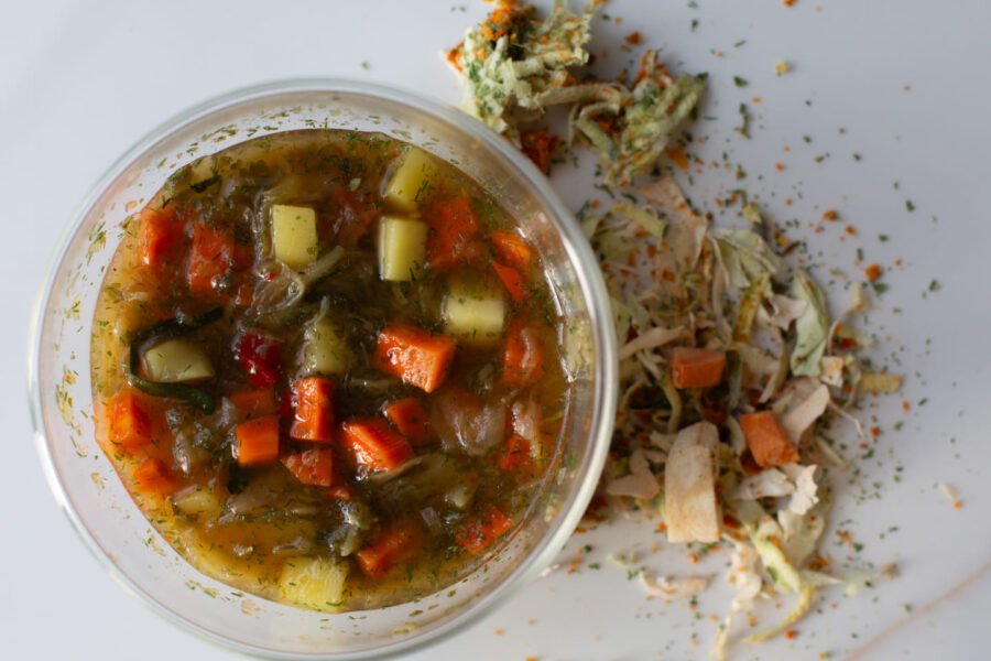 Freeze-dried vegetable soup