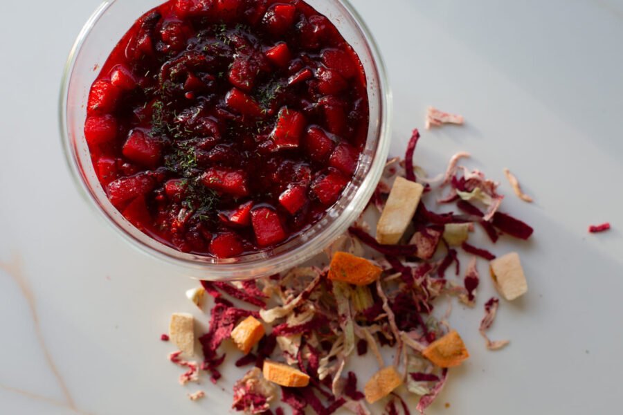 Freeze-dried beetroot soup